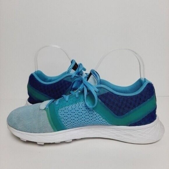Reebok Blue and White Athletic Shoes with Breathable Mesh smoothfuse technology - Picture 10 of 14